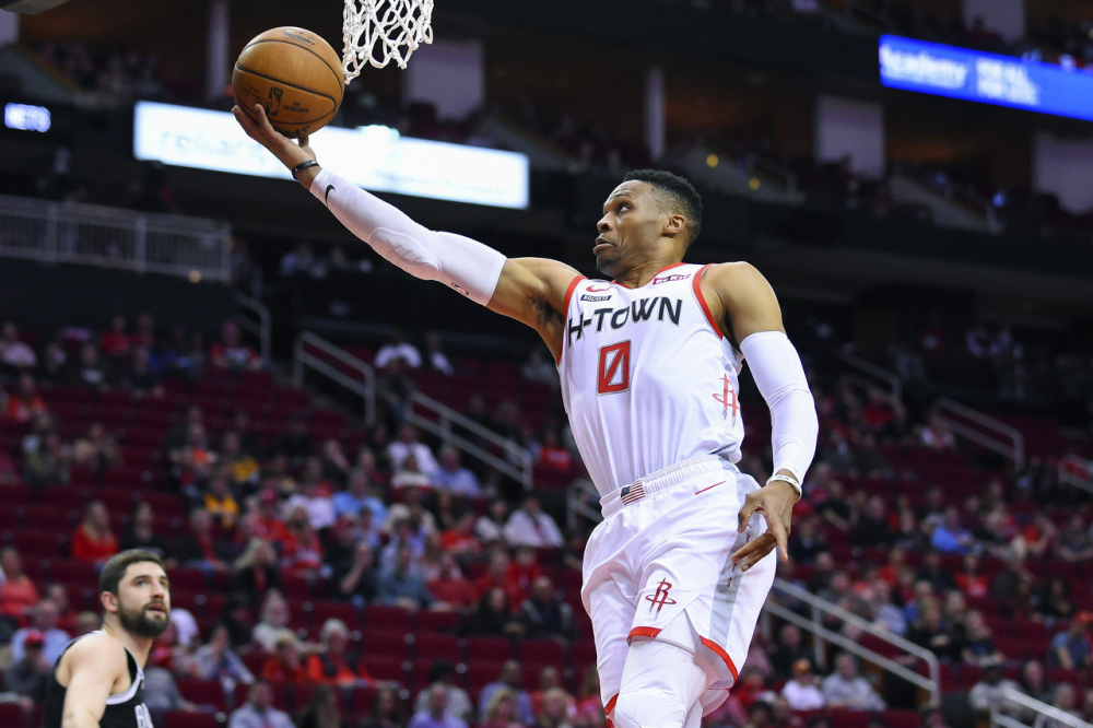 胡金秋复出首秀出彩，俄克拉荷马城雷霆主场小胜尤文图斯，豪取22连胜的简单介绍